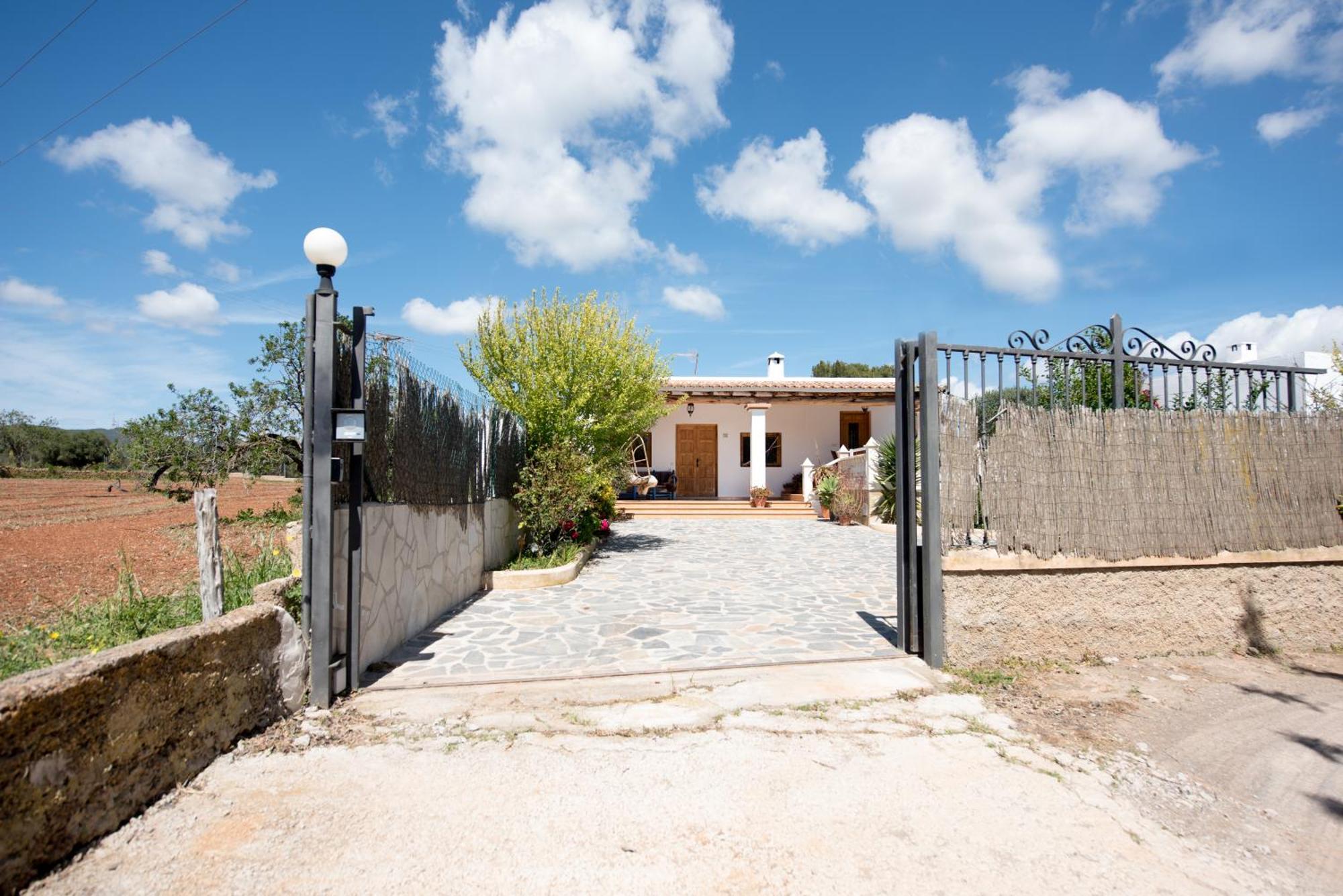 Authentieke Finca, Nabij Het Strand En Restaurants Villa Santa Eularia des Riu Buitenkant foto